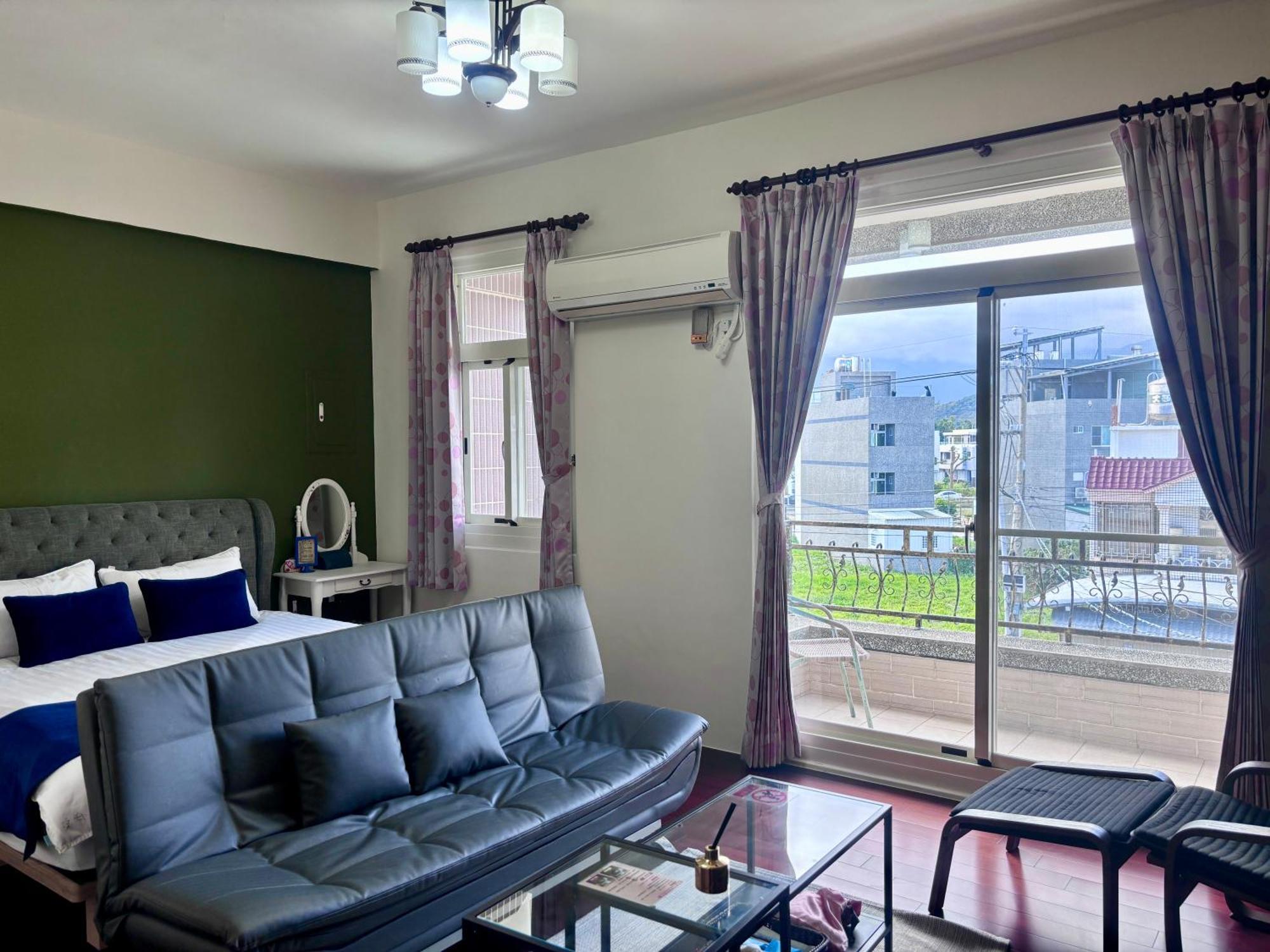 伊家民宿yi Home 志航路一段398號 T'ai-tung Extérieur photo