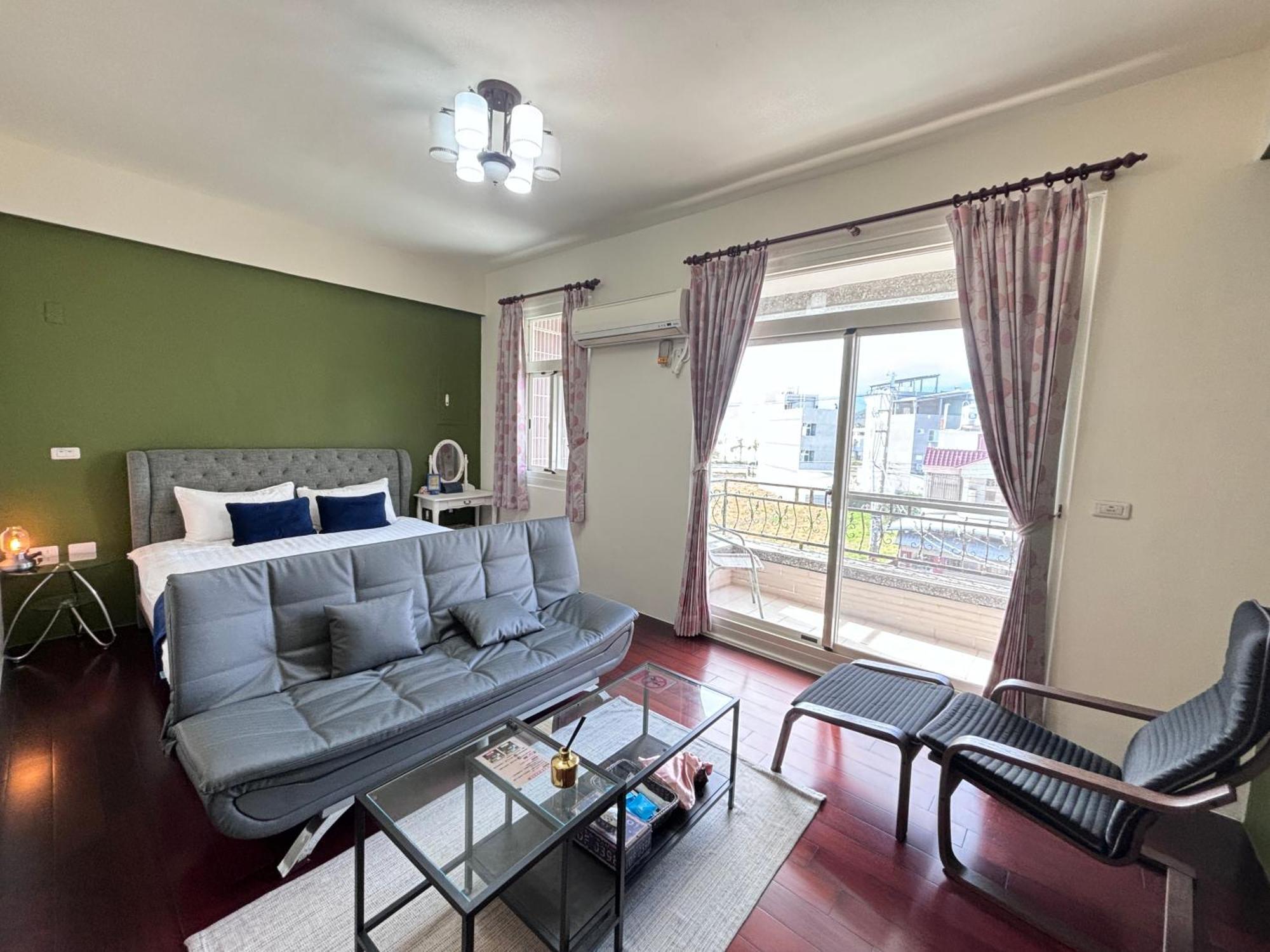 伊家民宿yi Home 志航路一段398號 T'ai-tung Extérieur photo